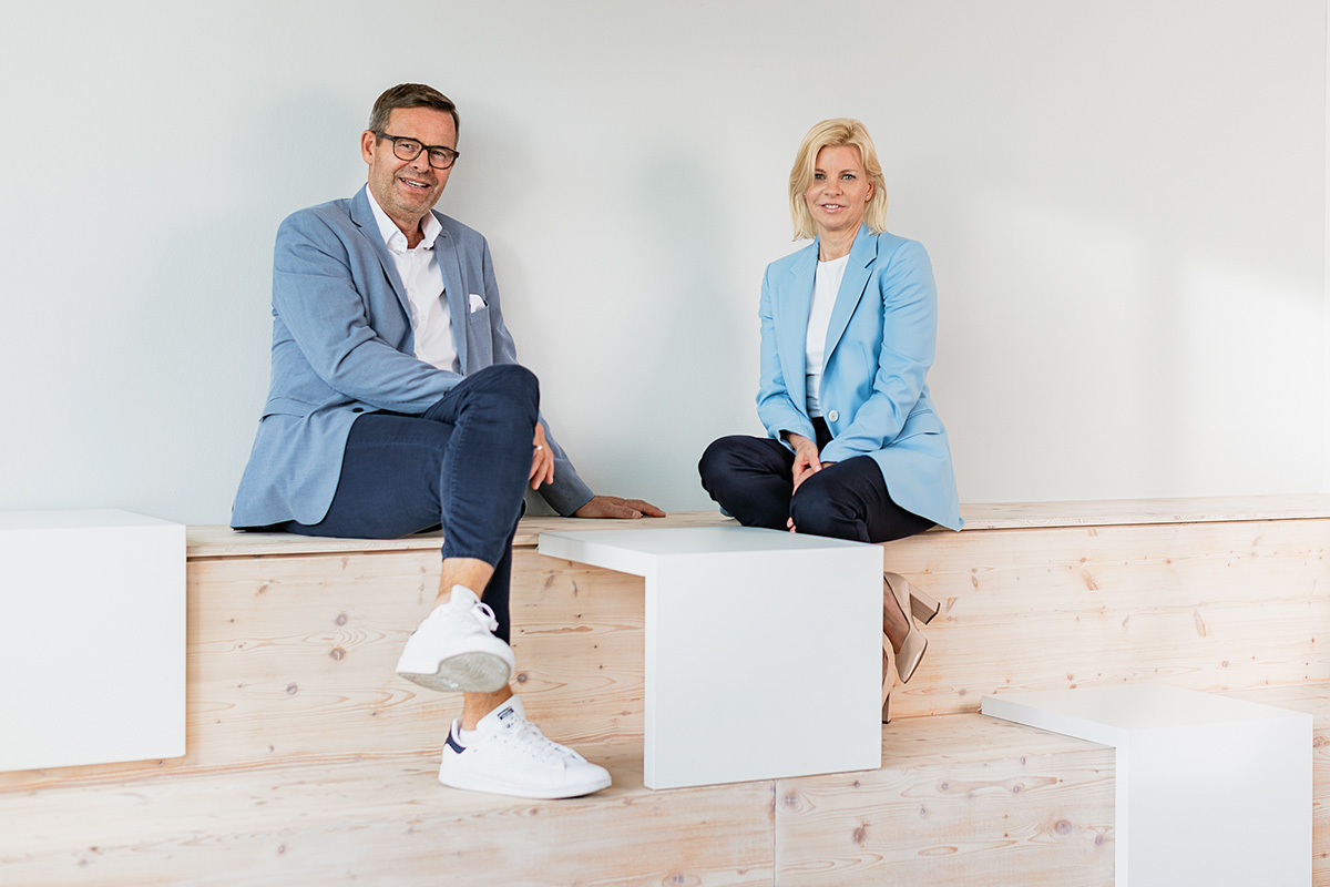 Wir suchen Verstärkung! · Hollstein und Hammerstein